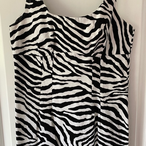Zebra print dress size M - Picture 2 of 4